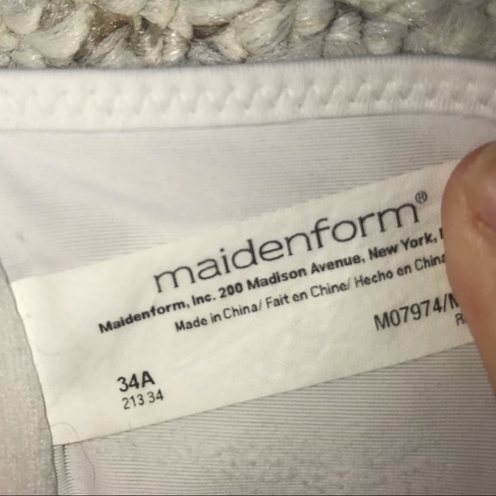 34A Maidenform Close t-back Front clip bra - Picture 5 of 5